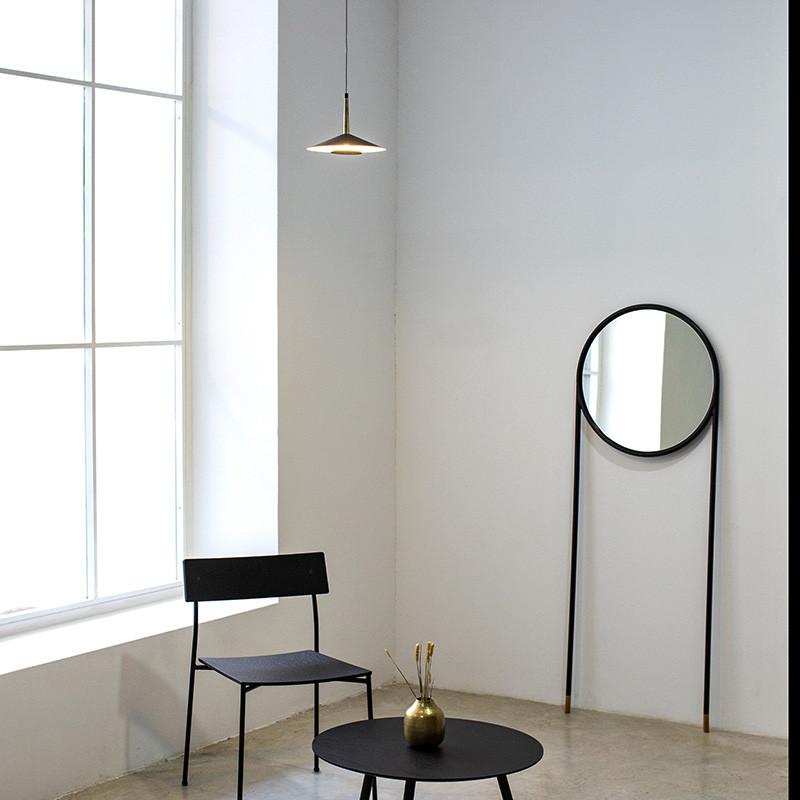 Petite suspension noire ORION Mantra illuminacion
