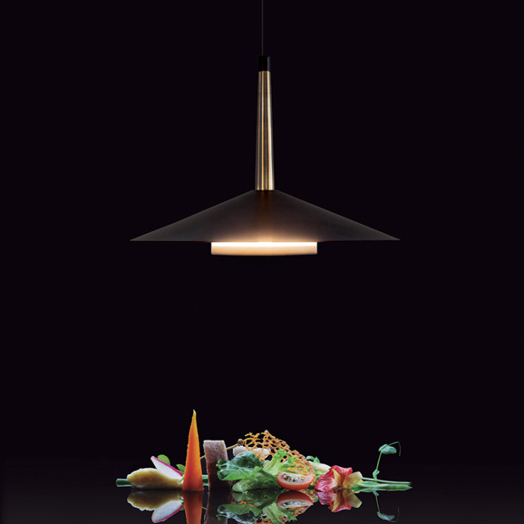 Petite suspension noire ORION Mantra illuminacion