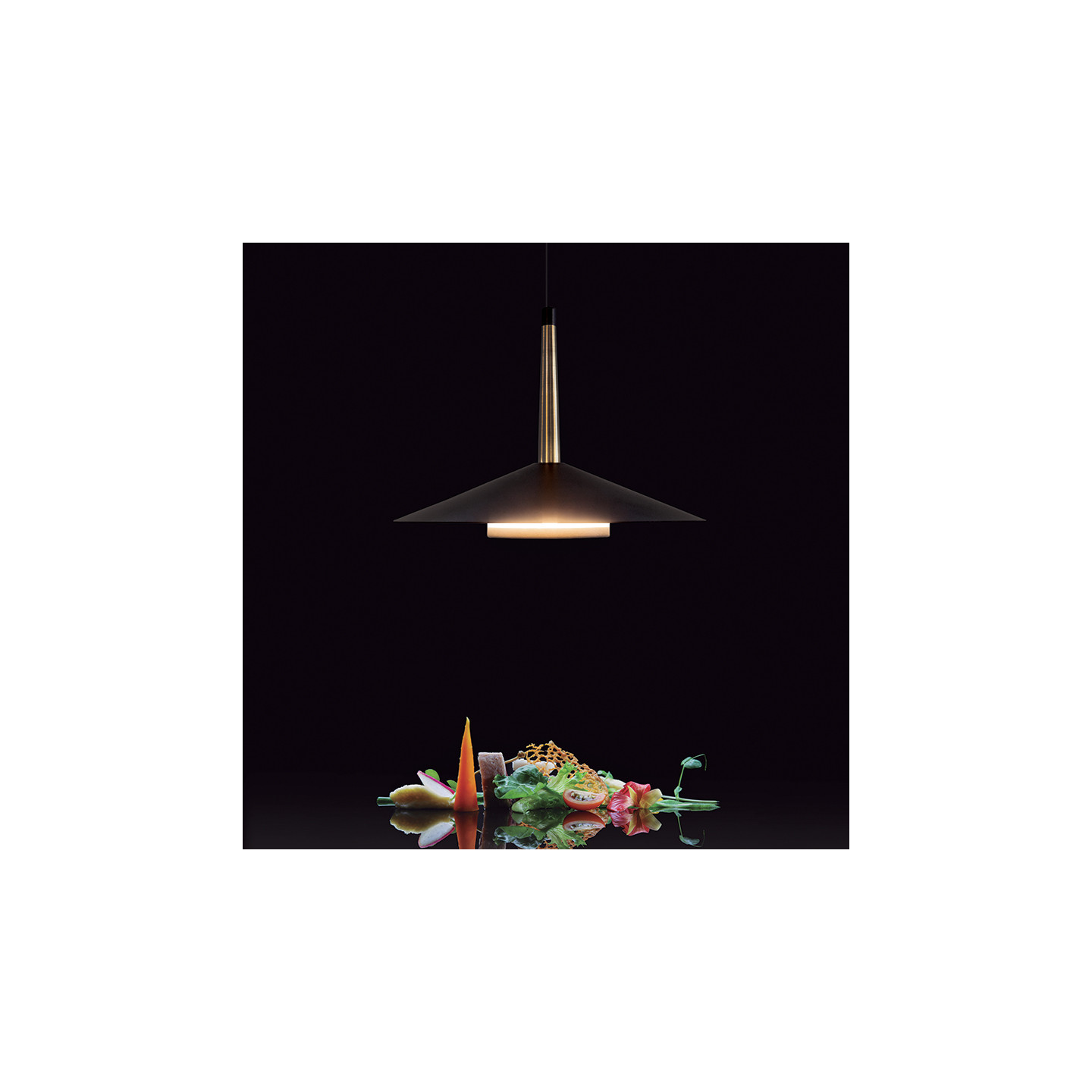 Petite suspension noire ORION Mantra illuminacion