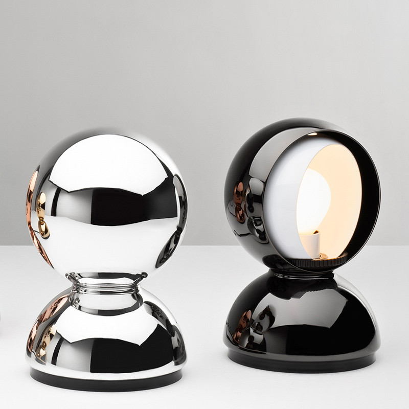 Lampe à poser design ECLISSE, 8 finitions Artemide