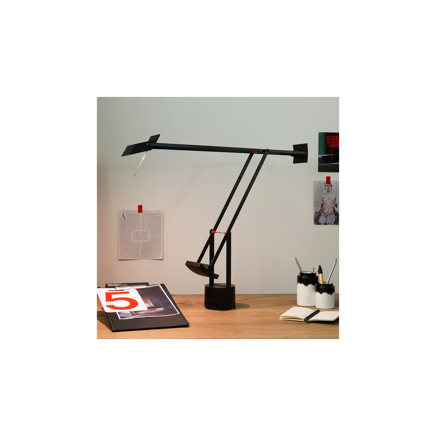 Lampe de bureau design TIZIO, 2 coloris Artemide