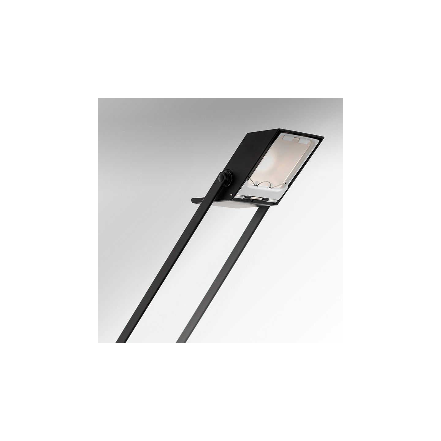 Lampe de bureau design TIZIO, 2 coloris Artemide