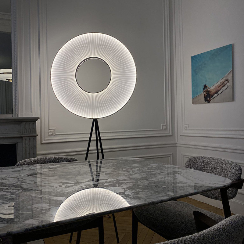 Lampadaire salon design IRIS FLOOR TRIPOD 80 Dix Heures Dix