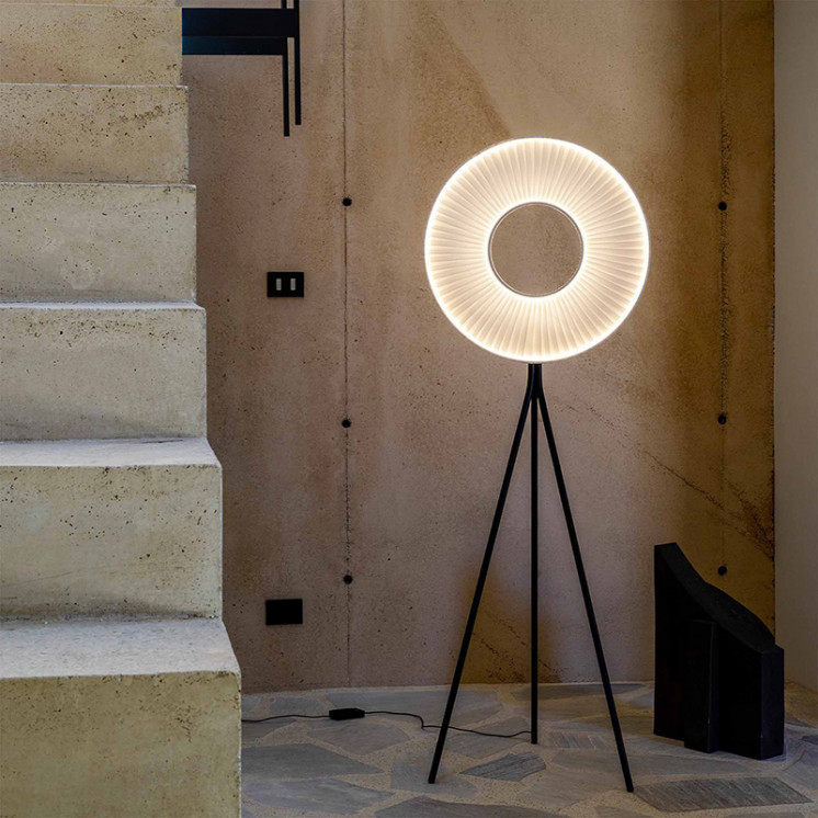 Lampadaire salon design IRIS FLOOR TRIPOD 60 Dix Heures Dix