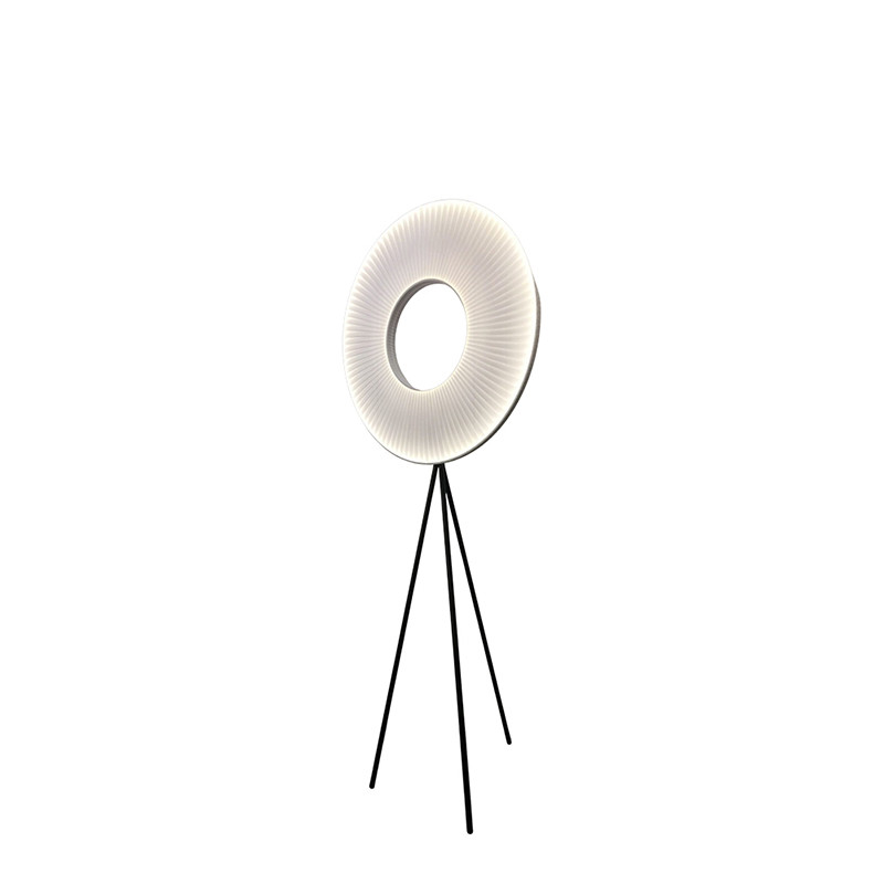 Lampadaire salon design IRIS FLOOR TRIPOD 60 Dix Heures Dix