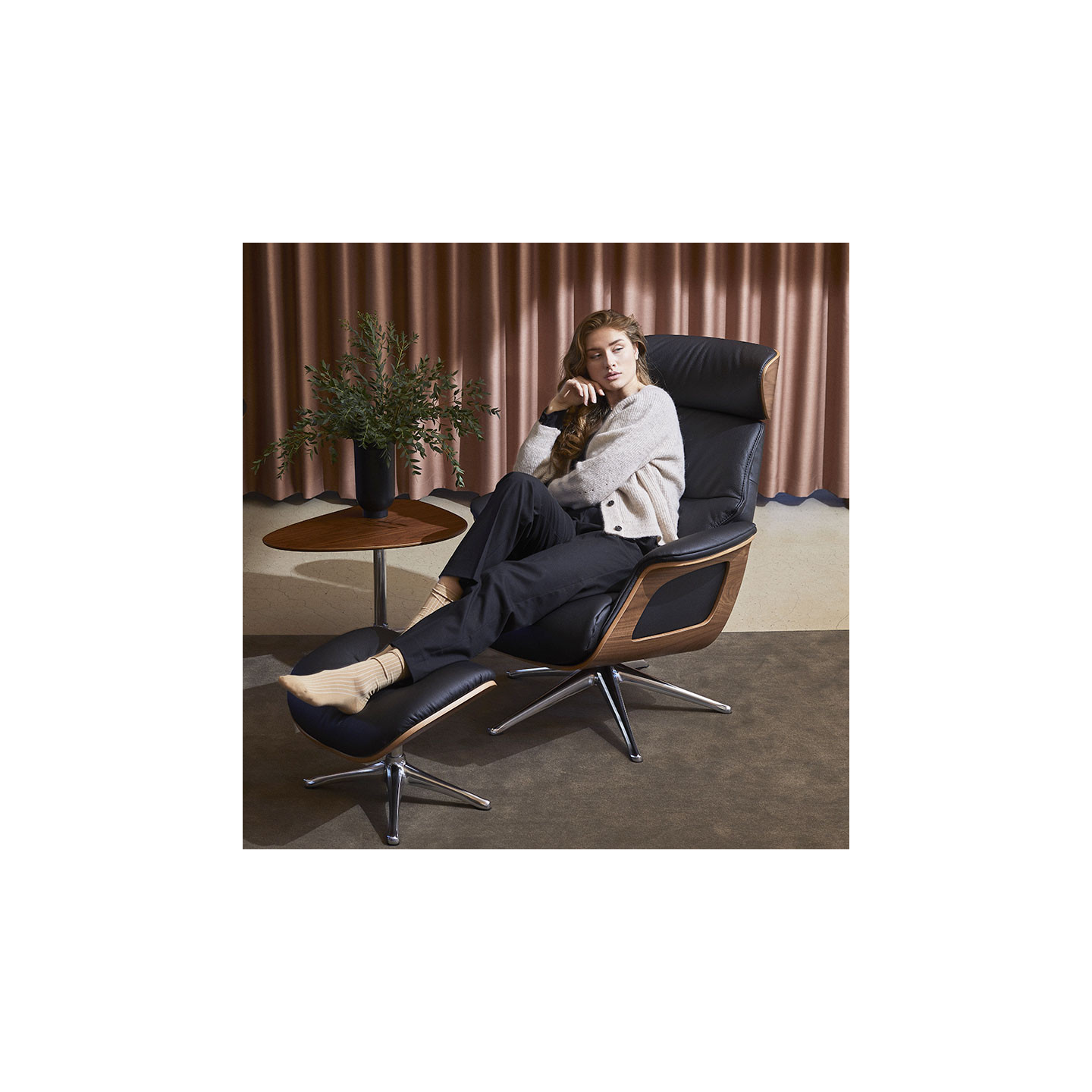 Fauteuil relax design CLEMENT cuir Dakota et noyer, avec ou sans repose-pieds Flexlux