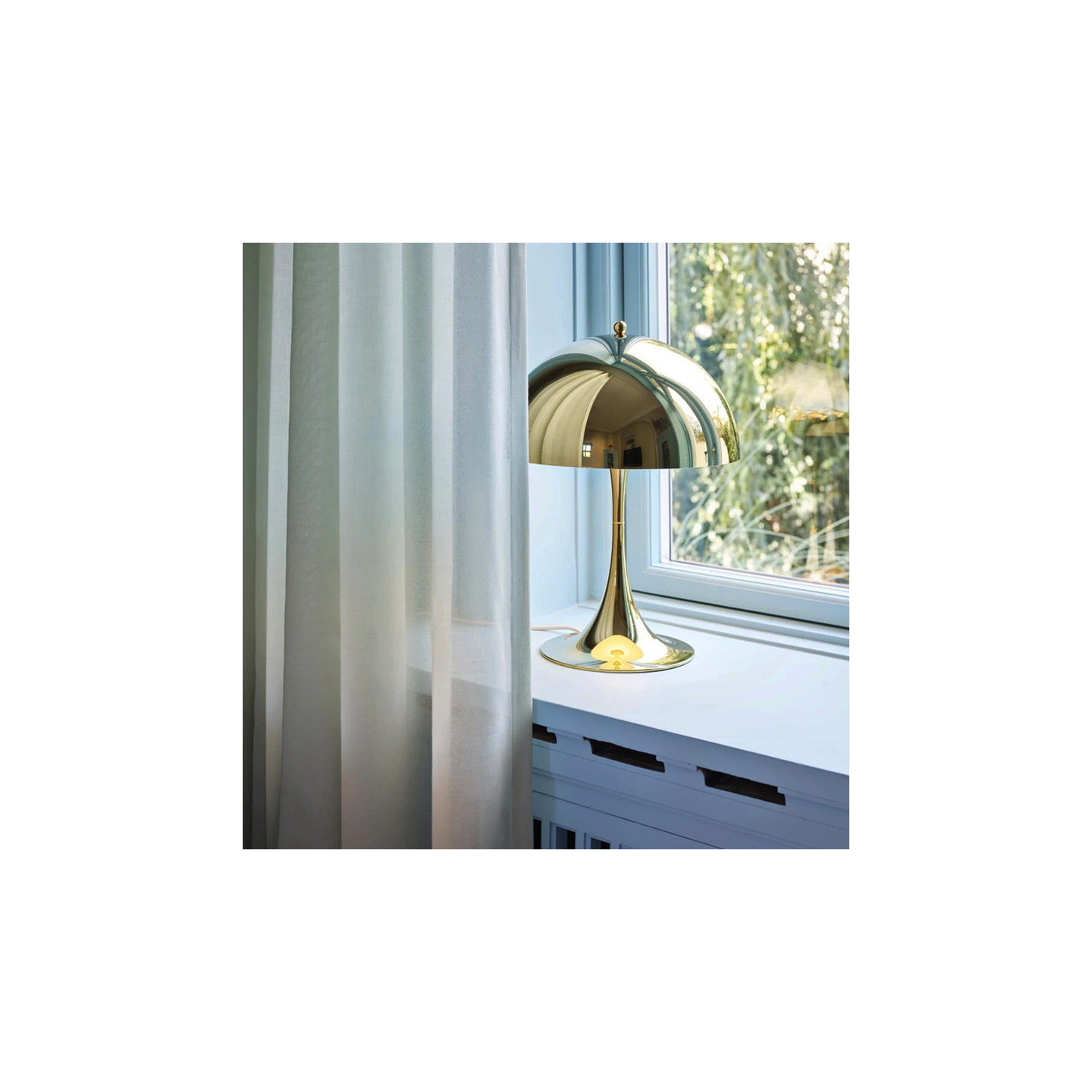 Lampe à poser PANTHELLA 320, 4 finitions Louis Poulsen