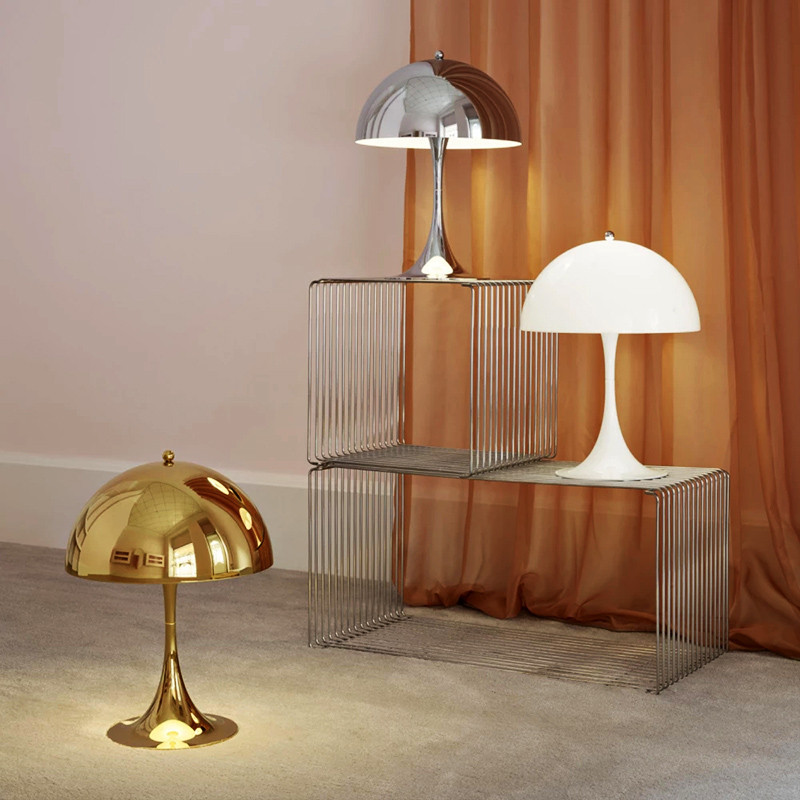 Lampe à poser PANTHELLA 320, 4 finitions Louis Poulsen