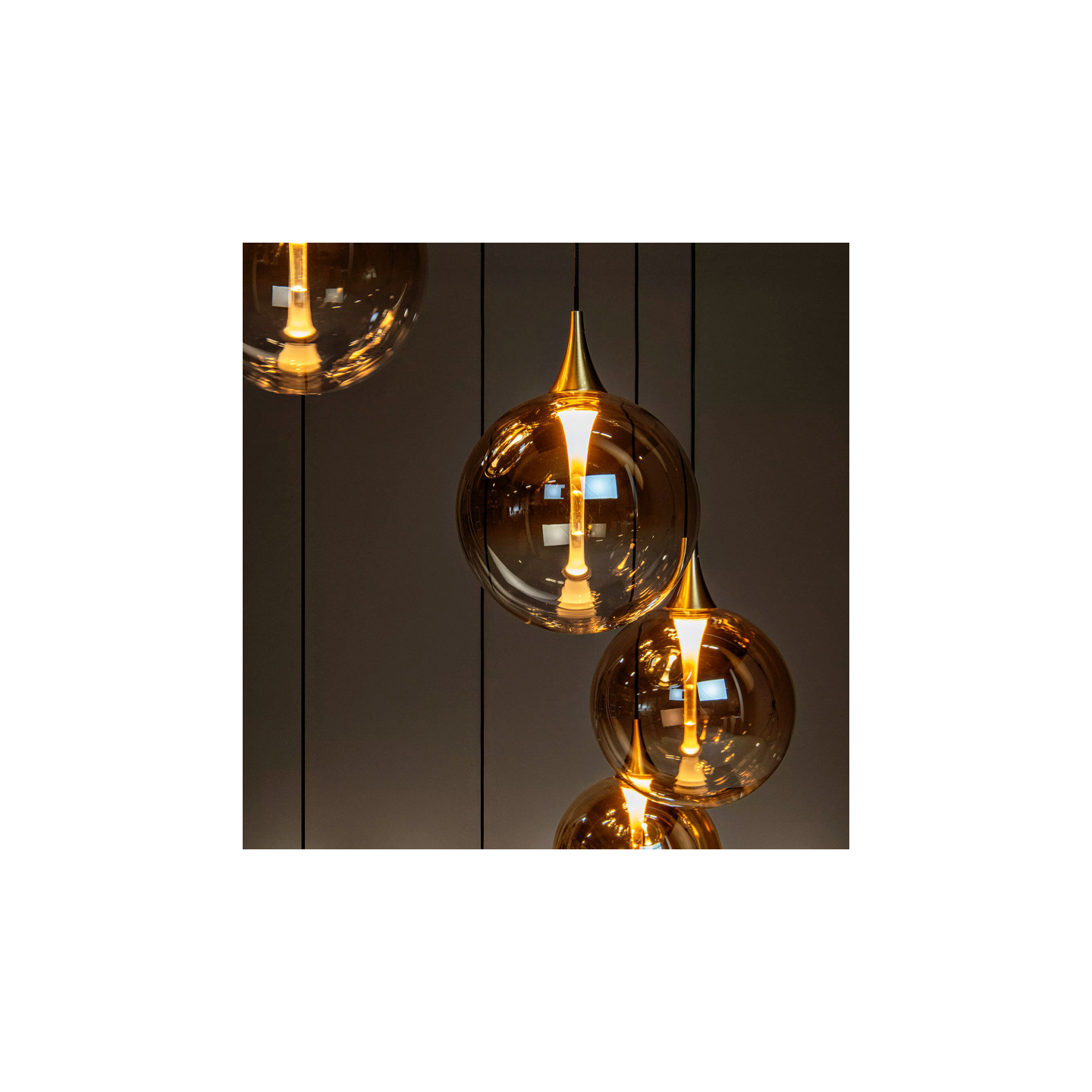 Suspension pour escalier GISELA AMBRE, 12 lampes Lucide