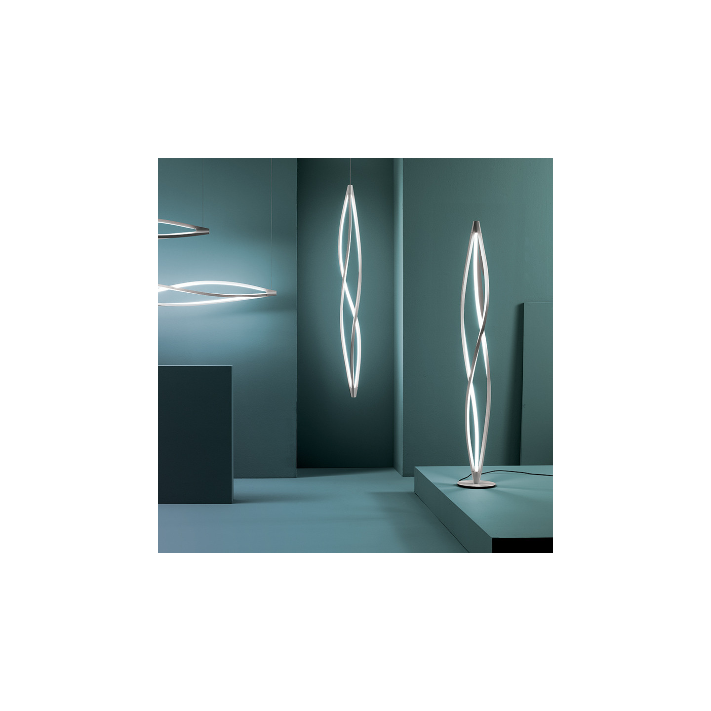Lampadaire design IN THE WIND, noir ou titane gris Nemo Lighting