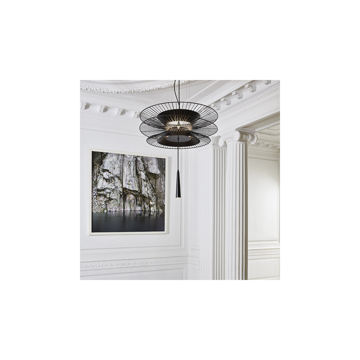 Suspension filaire GRAVITY 2, coloris noir ou or Forestier Paris