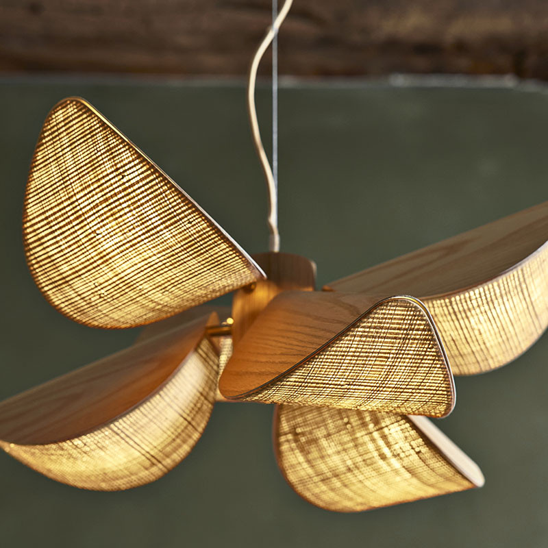 Suspension bois design LYS, taille M ou L, bois ou noir Forestier Paris
