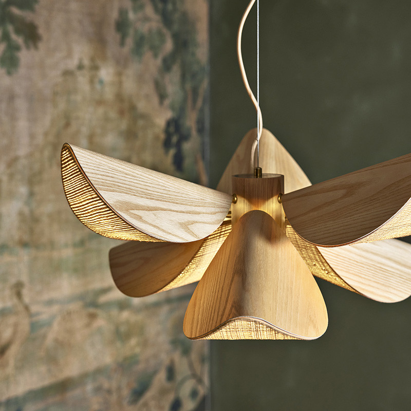 Suspension bois design LYS, taille M ou L, bois ou noir Forestier Paris