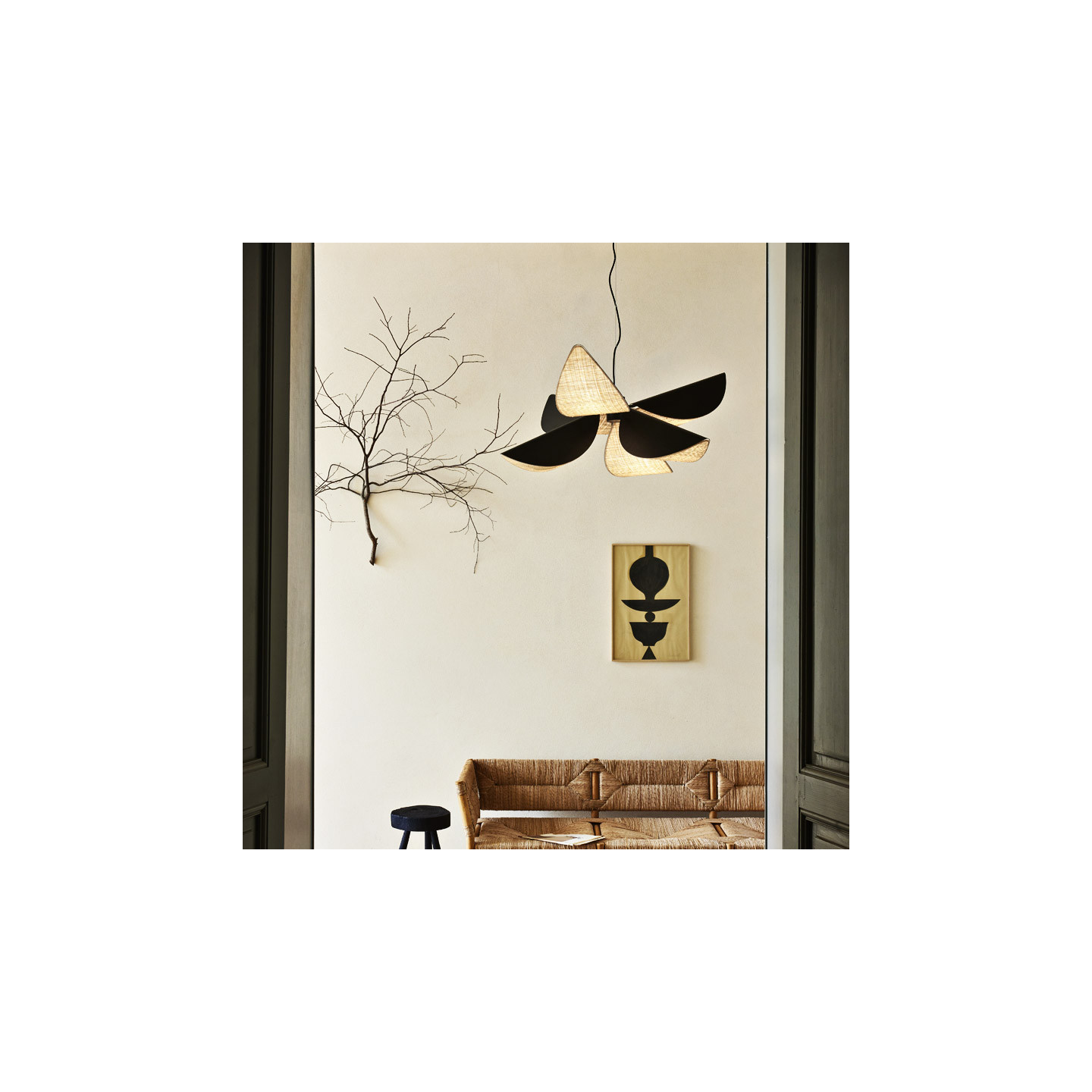 Suspension bois design LYS, taille M ou L, bois ou noir Forestier Paris