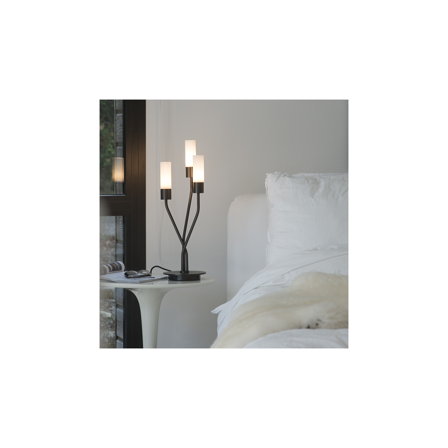 Lampe de table design TESS, 3 finitions, 2 choix de verreries Cvl Manufacture