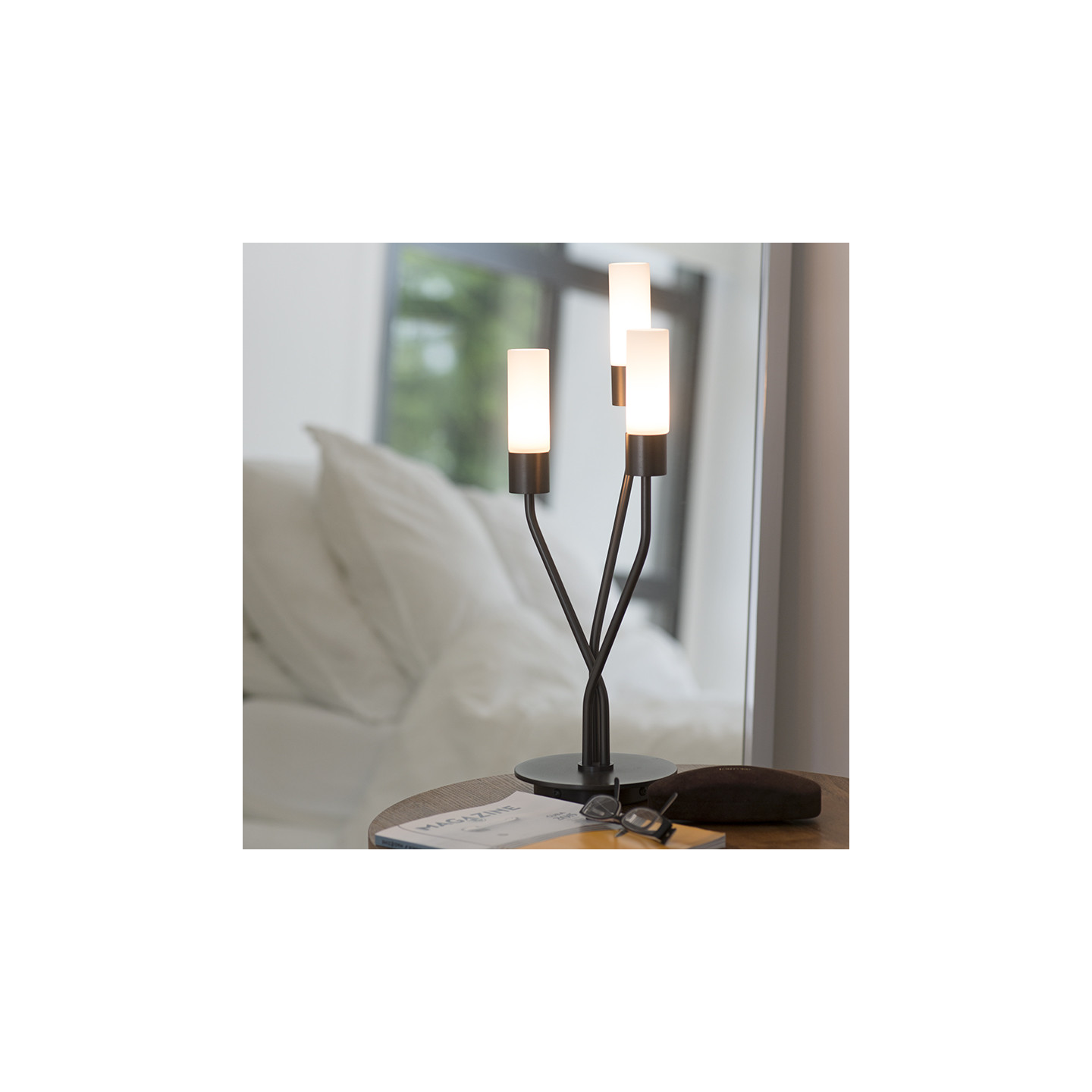Lampe de table design TESS, 3 finitions, 2 choix de verreries Cvl Manufacture