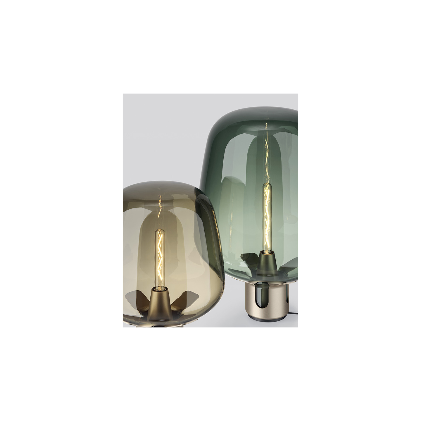 Lampe de table en verre soufflé FLAR, 2 tailles et 2 coloris Lodès