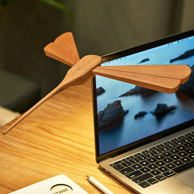 Lampe rechargeable led DRAGONFLIGHT BALANCE, hêtre ou noyer Gingko Design