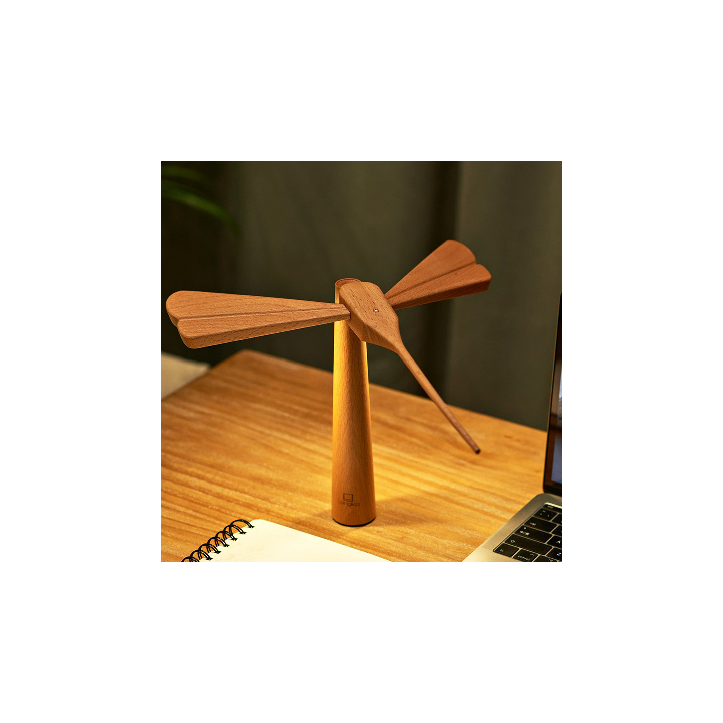 Lampe rechargeable led DRAGONFLIGHT BALANCE, hêtre ou noyer Gingko Design