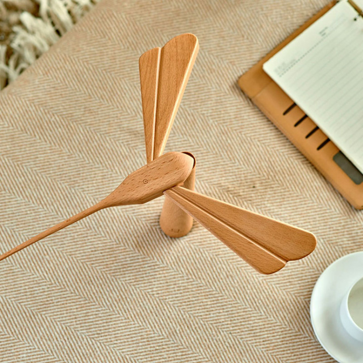 Lampe rechargeable led DRAGONFLIGHT BALANCE, hêtre ou noyer Gingko Design