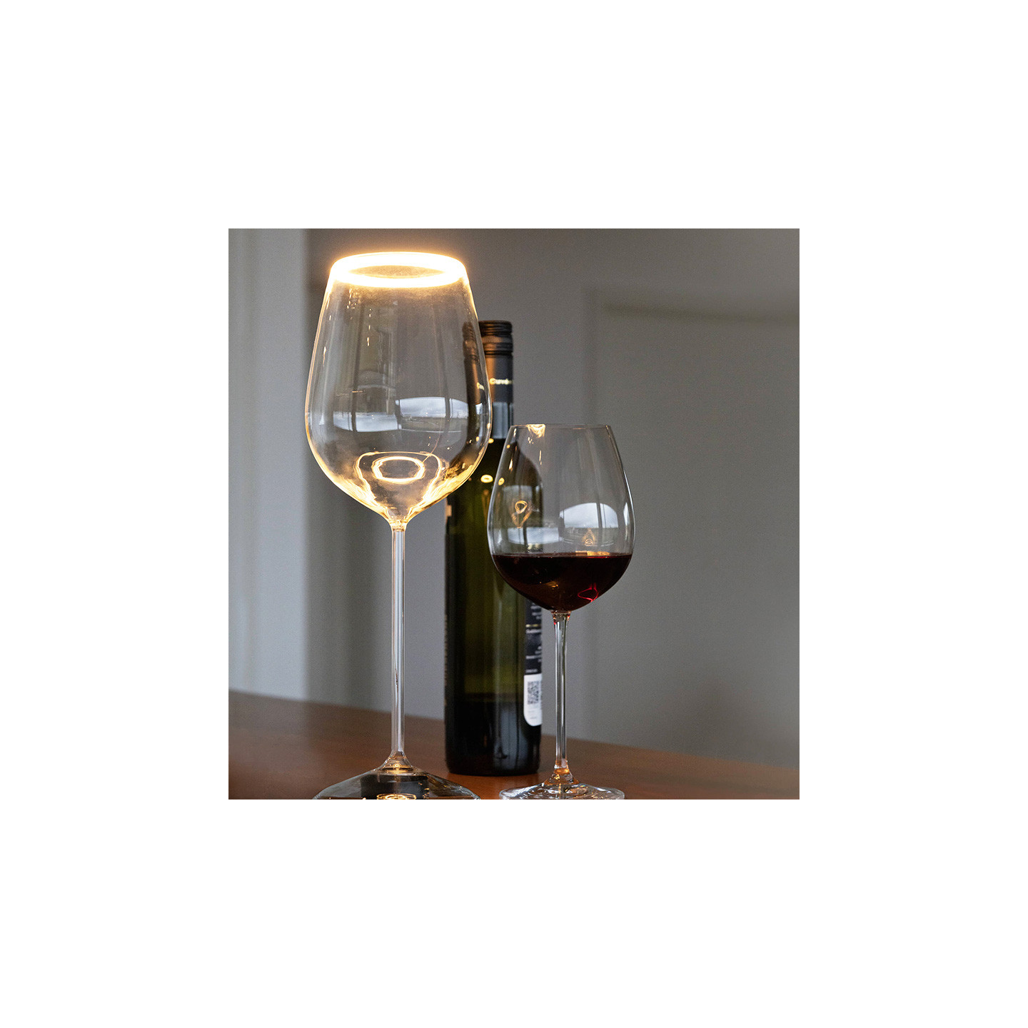 Ampoule décorative E27 VERRE A VIN ROUGE clair ou noir Segula Gmbh