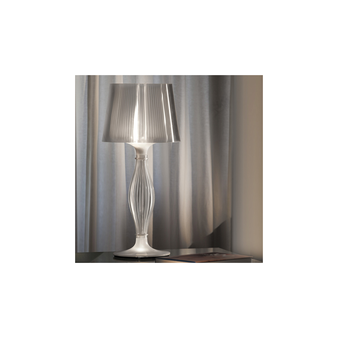 Lampe de table design italien LIZA, 2 finitions Slamp