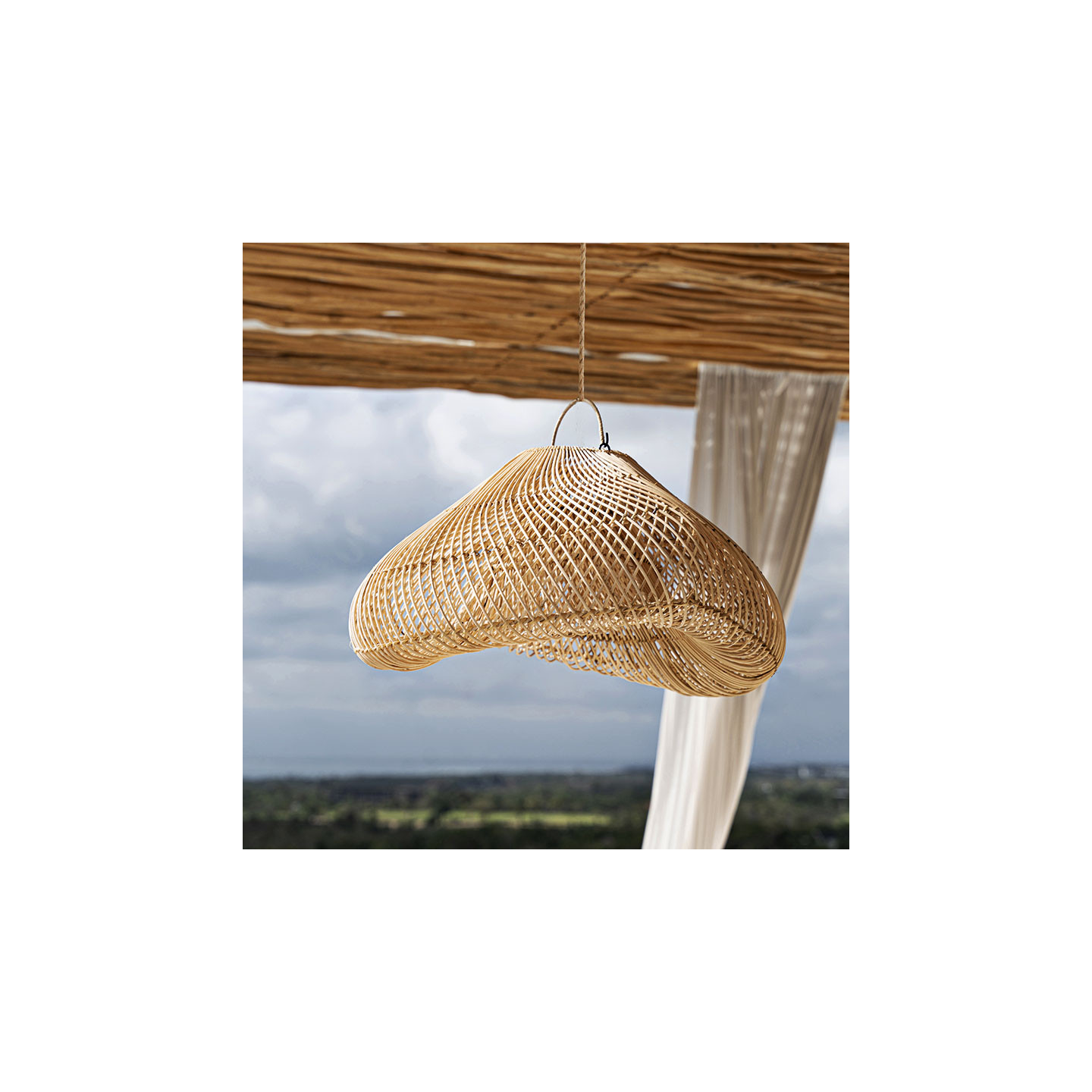 Suspension luminaire en osier NUAGE NATUREL M