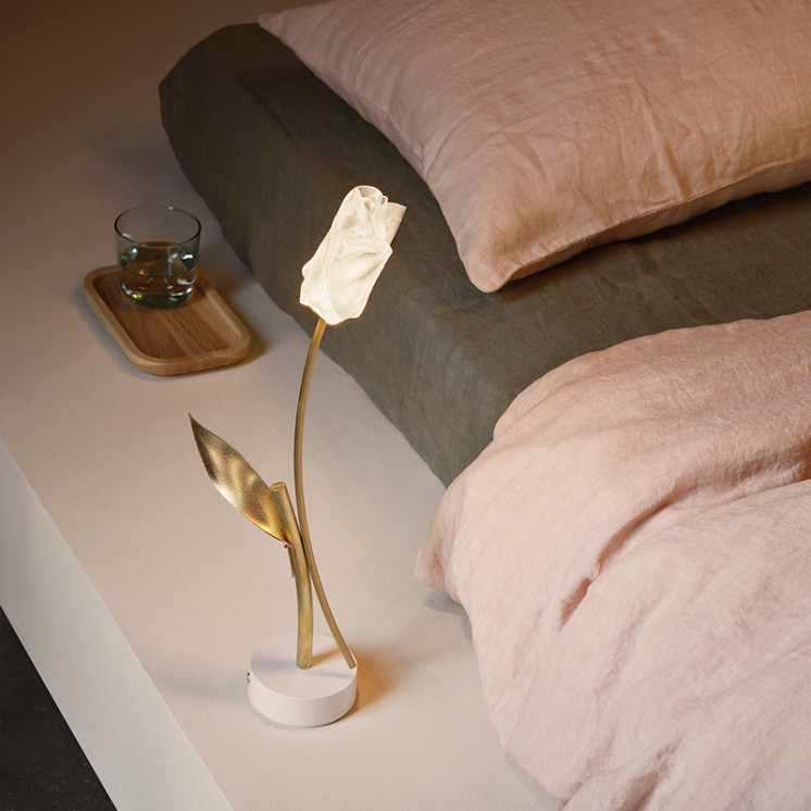 Lampe de table sans  fil rechargeable TULIP, 2 coloris Slamp