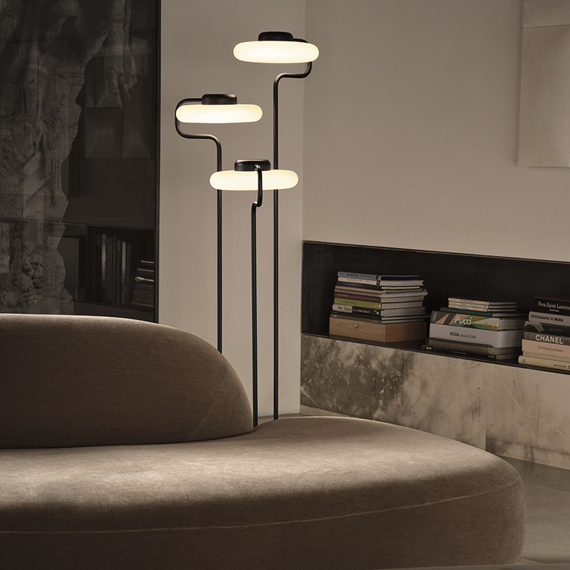 Lampadaire sur pied moderne TRATTO FLOOR, 2 coloris Kdln