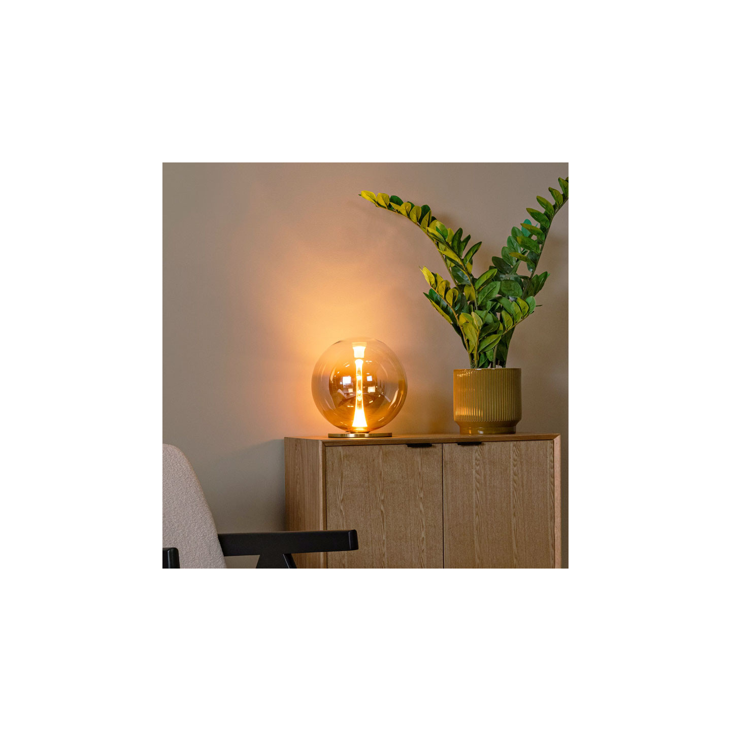 Lampe à poser boule GISELA AMBRE