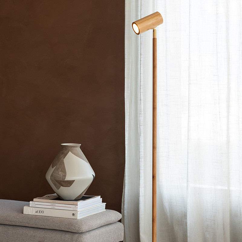 Lampadaire liseuse bois JAVA, naturel ou noir Good et Mojo