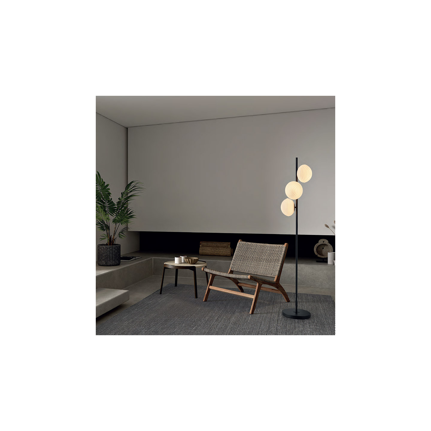 Lampadaire boule en verre CIAO, noir ou laiton
