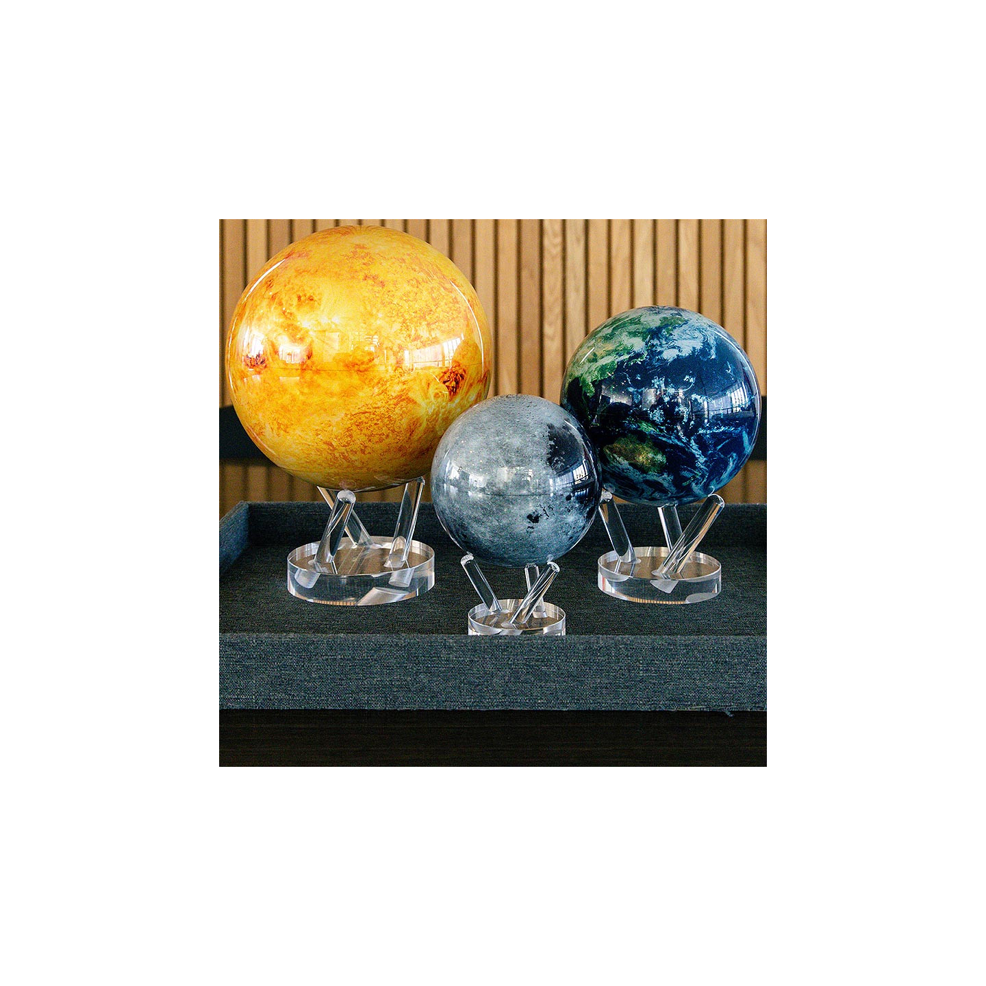 Globe terrestre qui tourne tout seul EARTH AT NIGHT Mova Globes