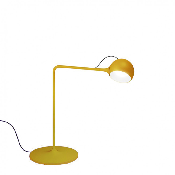 Lampe design de bureau IXA, 4 coloris Artemide