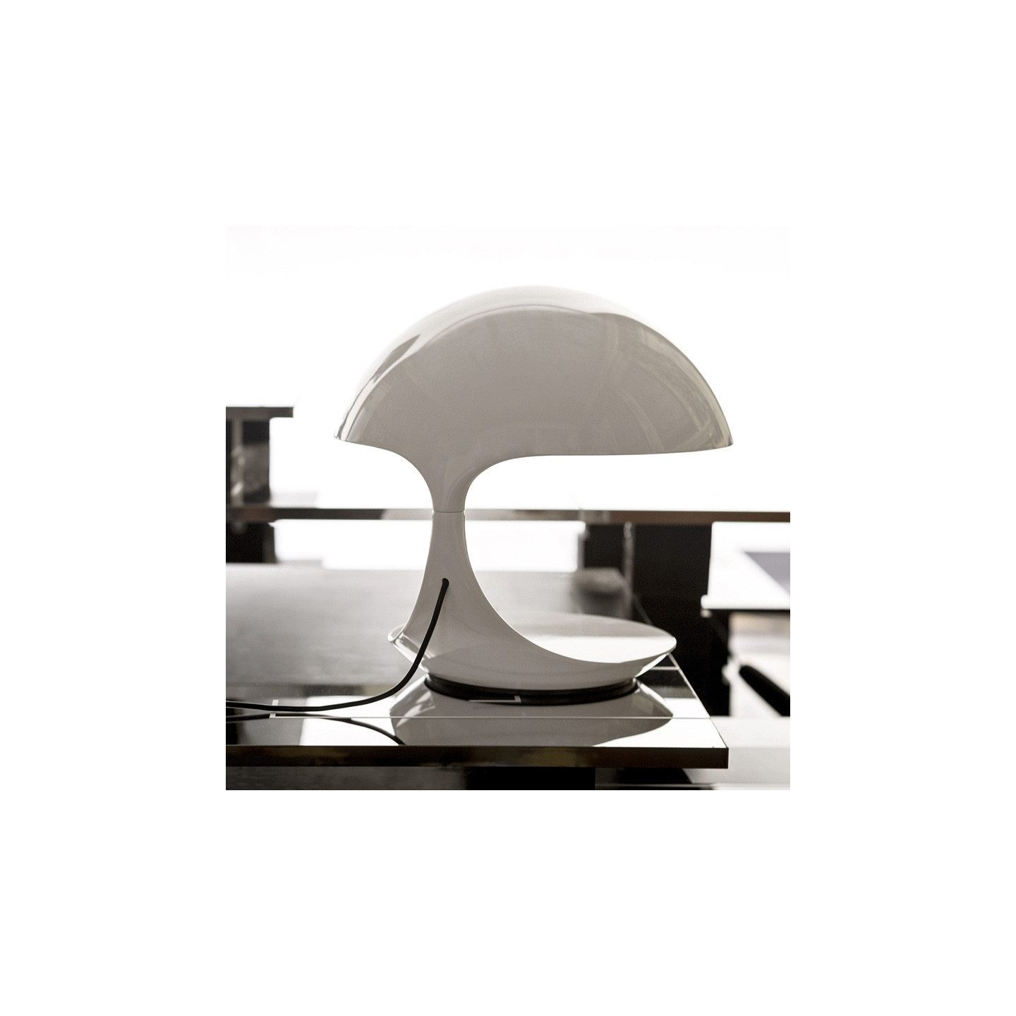 Lampe à poser design COBRA, 4 coloris Martinelli Luce