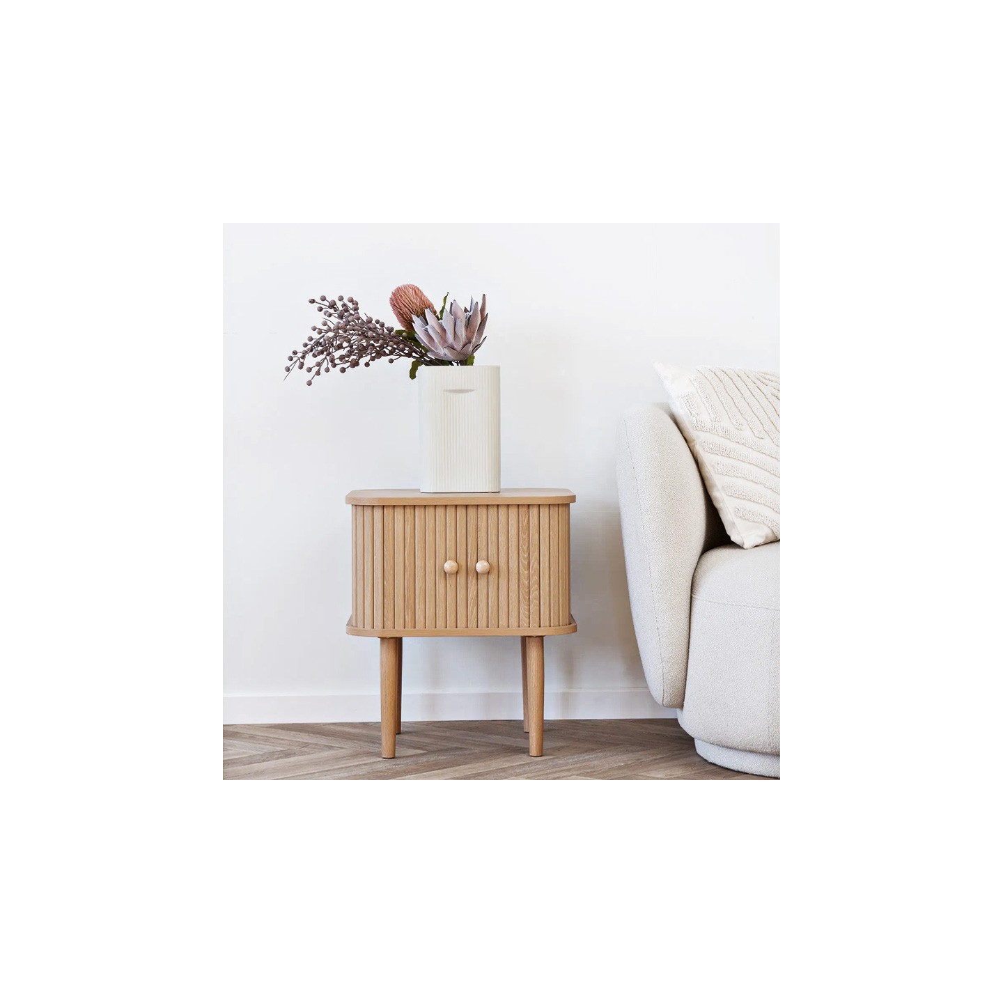 Table d'appoint NIKKO à portes coulissantes