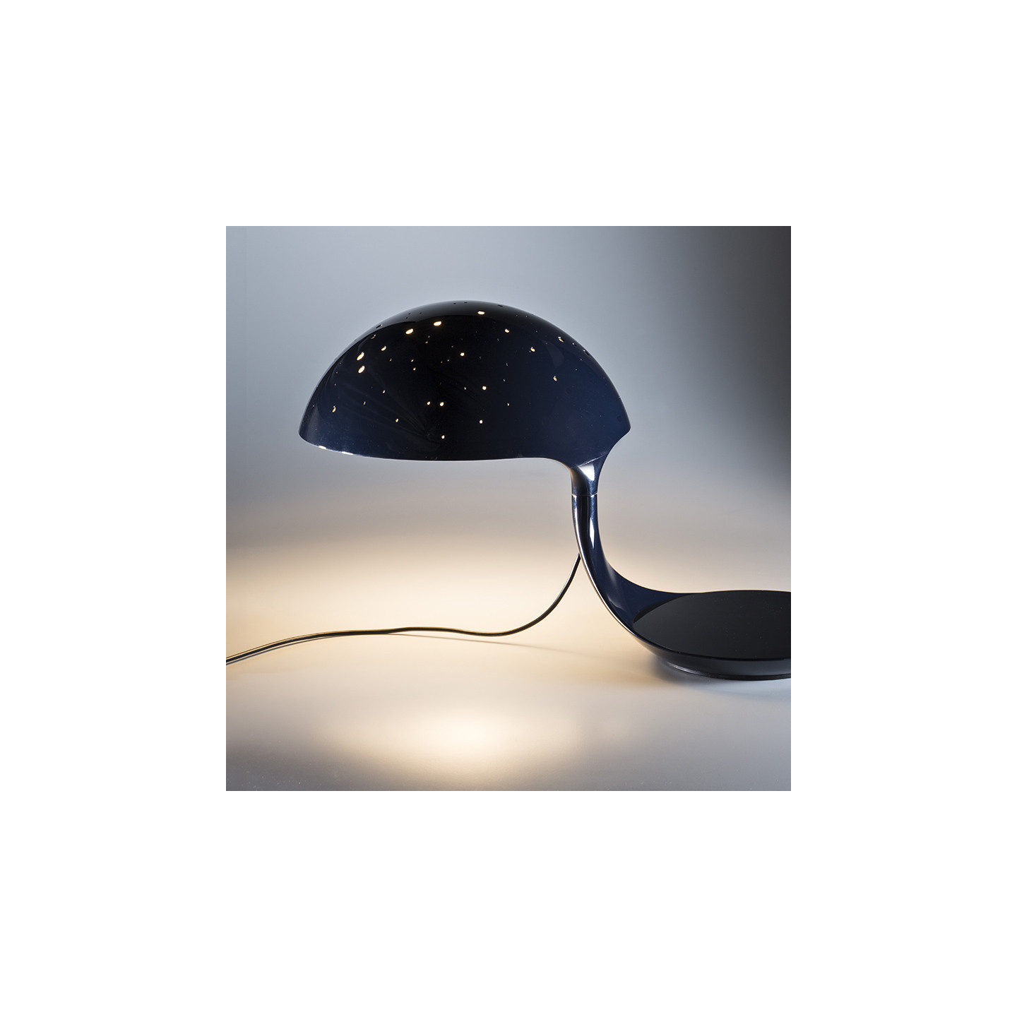 Lampe à poser design COBRA, 4 coloris Martinelli Luce