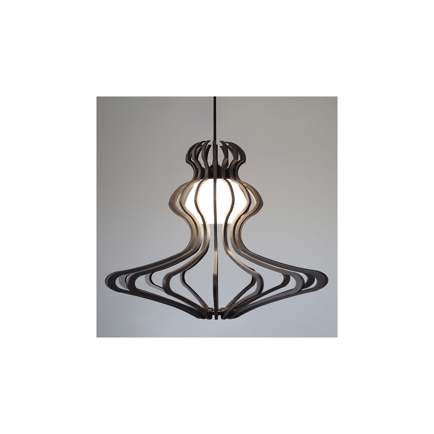 Suspension bois WOMAN BLACK S avec ou sans diffuseur Rif