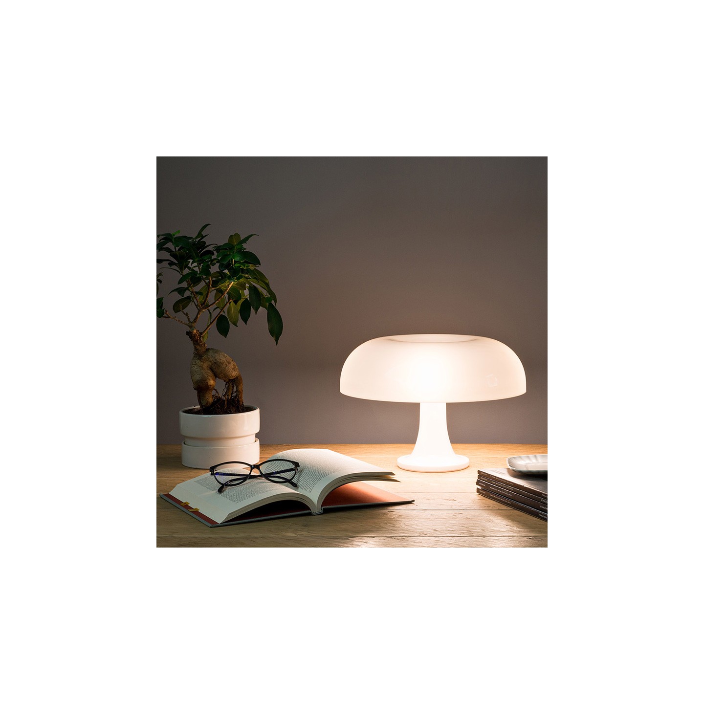 Lampe design champignon NESSINO, 9 coloris Artemide