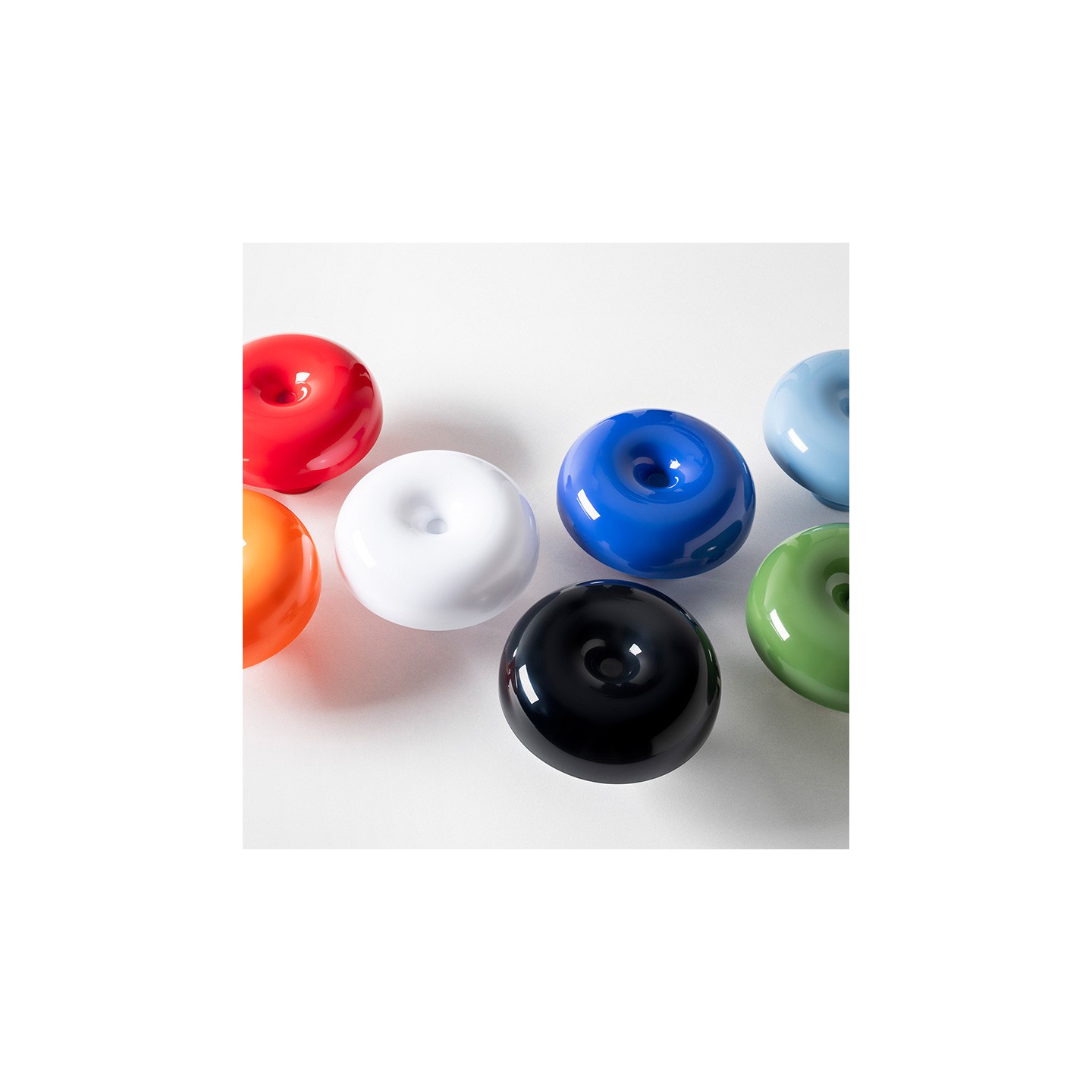 Lampe design champignon NESSINO, 9 coloris Artemide