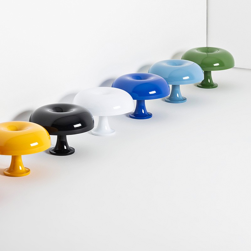 Lampe design champignon NESSINO, 9 coloris Artemide