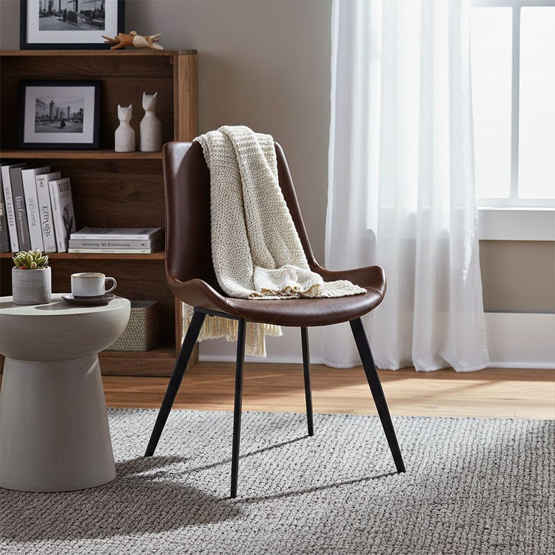 Chaise imitation cuir HYPE, 4 coloris Dan Form