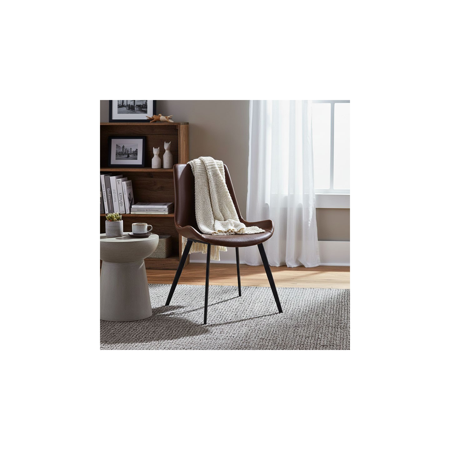 Chaise imitation cuir HYPE, 4 coloris Dan Form