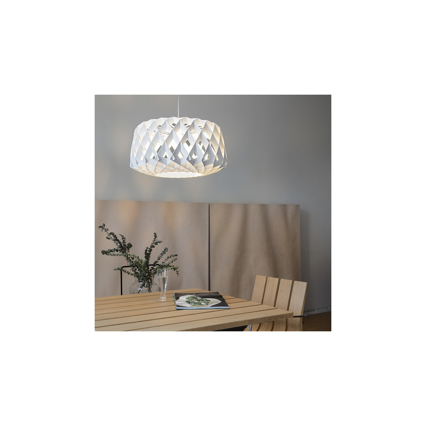 Suspension en bois SIGNATURE Ø60, 4 coloris Pilke