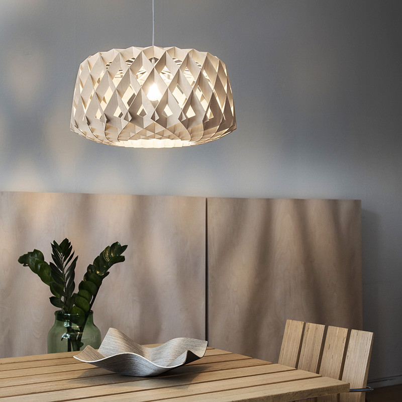 Suspension en bois SIGNATURE Ø60, 4 coloris Pilke